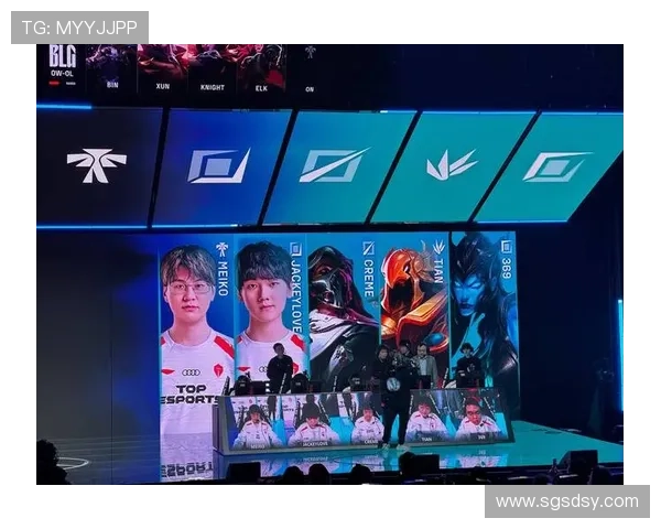 《电竞行业迅速崛起 全球顶级战队角逐年度冠军赛》