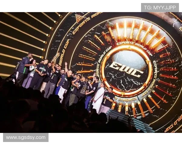 《全球电竞赛事迎来新篇章 新兴战队崛起引领赛场风潮》