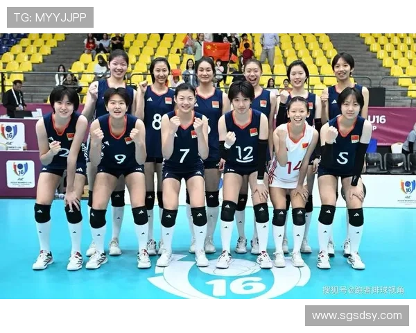 中国女排逆转夺冠燃爆全场展现顽强拼搏精神点燃全民体育热情