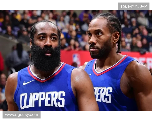 NBA季后赛劲旅鏖战终局悬念迭起群星闪耀赛场风云再起激荡全场