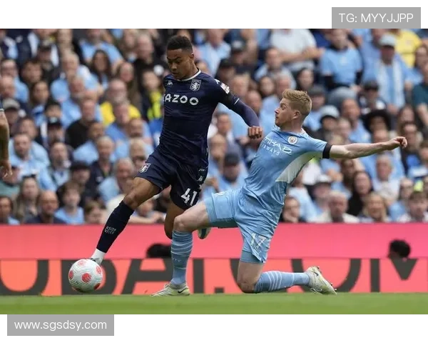 欧洲冠军联赛小组赛：曼城逆转胜利 巴萨全取三分 穆帅再遇困境