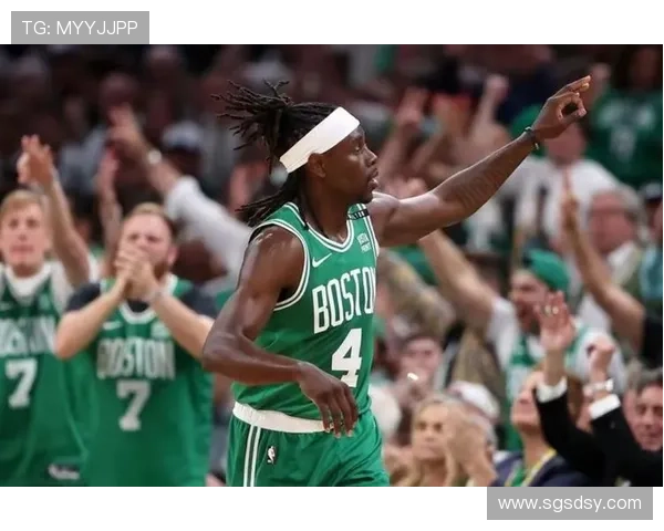 美职篮新赛季格局生变球星转会引发联盟竞争升级多队冲冠形势重塑 美职篮新赛季格局生变球星转会引发联盟竞争升级多队冲冠形势重塑