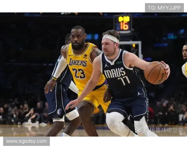 詹姆斯迎来生涯新高战绩 湖人击败勇士迎接季后赛挑战